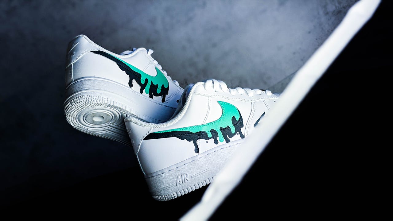 Nike Air Force 1: Klasyka w Damskim Wydaniu – Styl, Komfort i Ponadczasowy Design